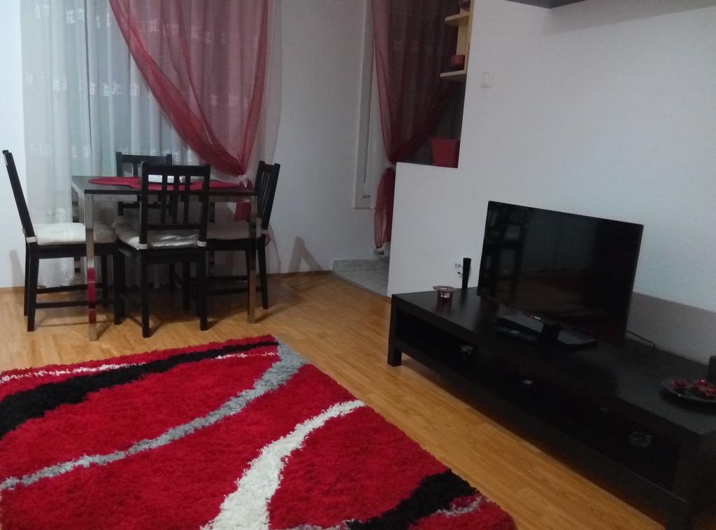 Debrecenter Apartman Habitación foto