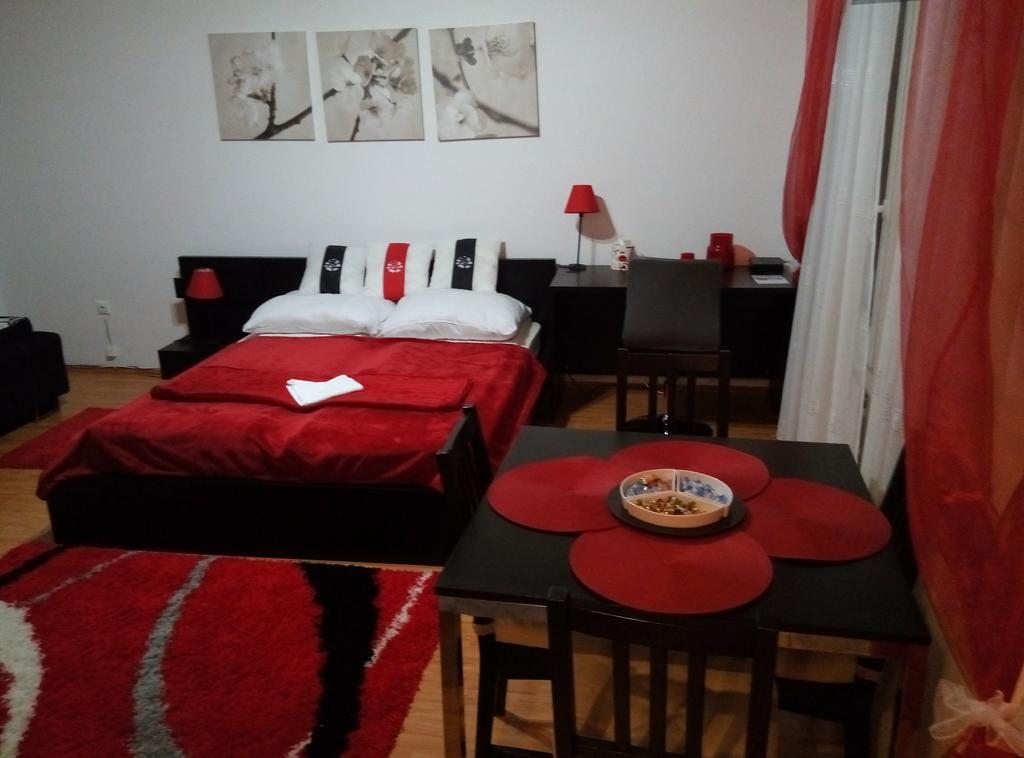 Debrecenter Apartman Exterior foto